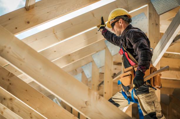 Best Roof Gutter Cleaning  in Flence, OR